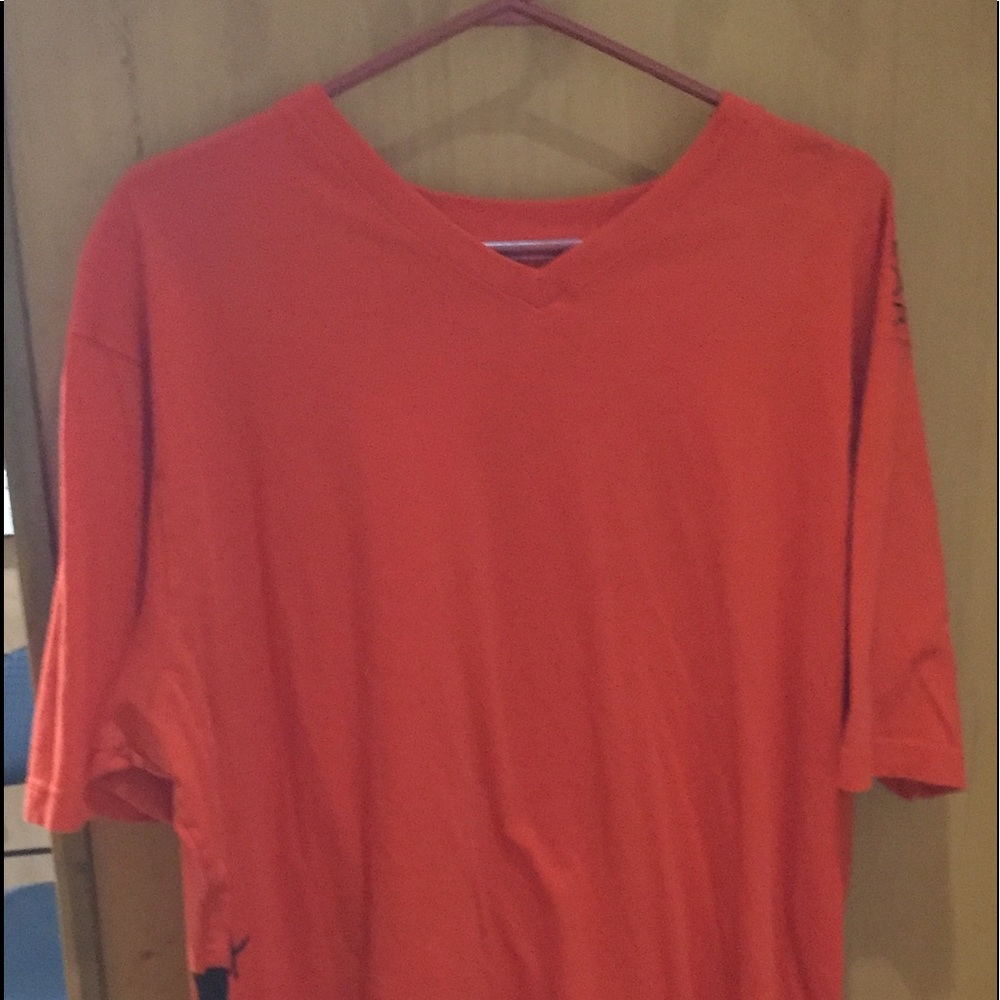 Vintage Rocawear V neck T Shirt